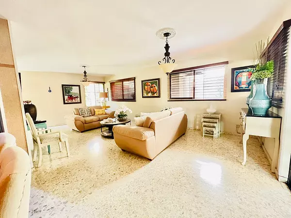 casas - Casa en Altos de Arroyo Hondo II 6