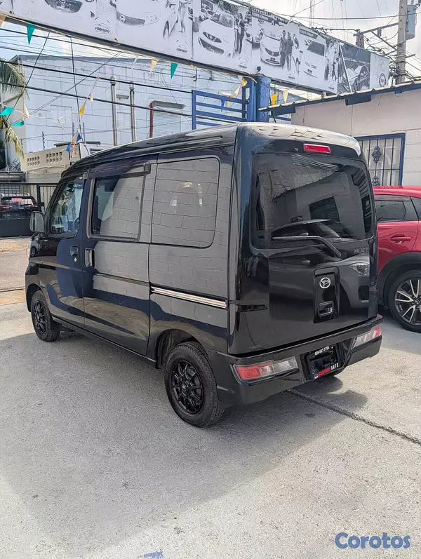 jeepetas y camionetas - DAIHATSU HIJET 2021 8