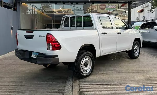 jeepetas y camionetas - Toyota Hilux 2023, Delta Comercial!!  6