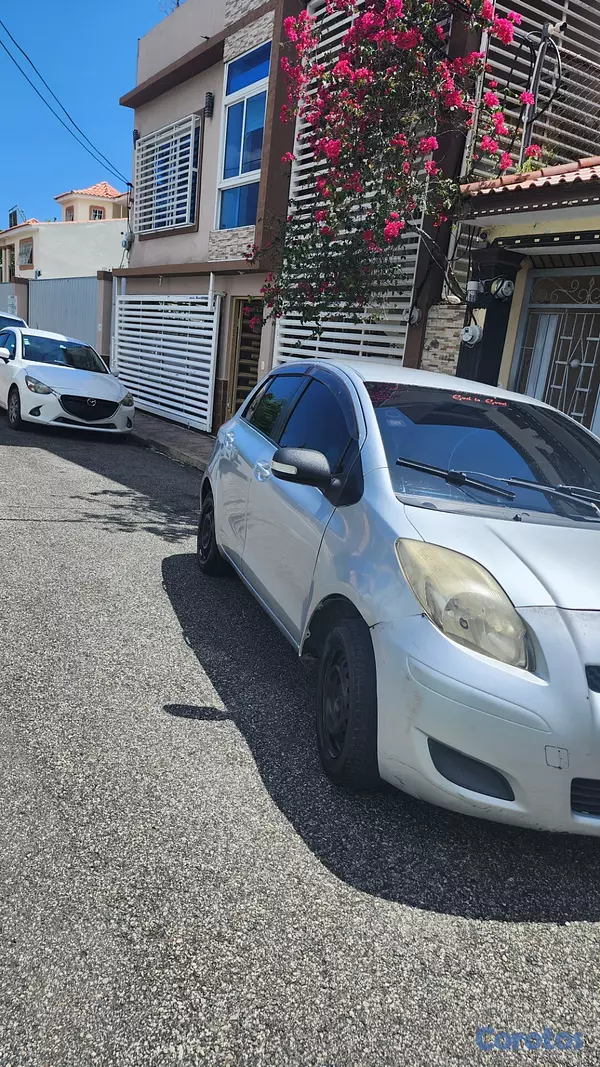 carros - Toyota vizt 2010 3