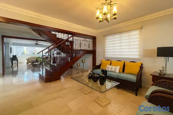 casas - Casa en Venta en La Castella con Patio y Remodelada 7
