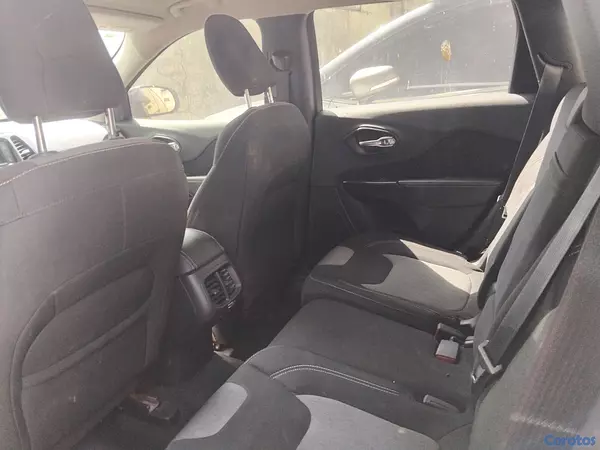 jeepetas y camionetas - JEEP LATITUD 4X4 2014 7