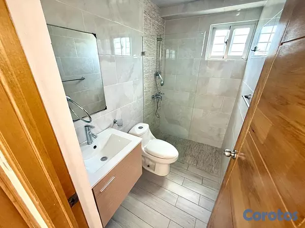 apartamentos - vendo independencia klm 9 dos habitaciones dos baños parqueo balcón servicio  13