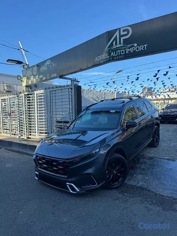 jeepetas y camionetas - precio de liquidación Honda CR-V 2023 sport Híbrida nueva Flow Sprot L  4