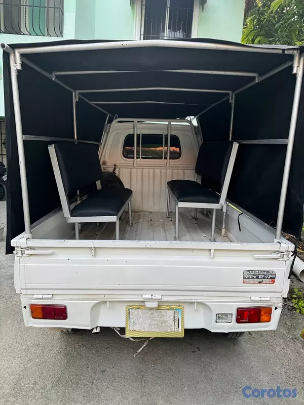 jeepetas y camionetas - vendo una platanera en buenas condiciones teléfono 2