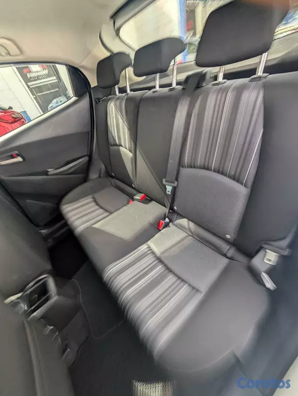 carros - MAZDA 2 2020 9