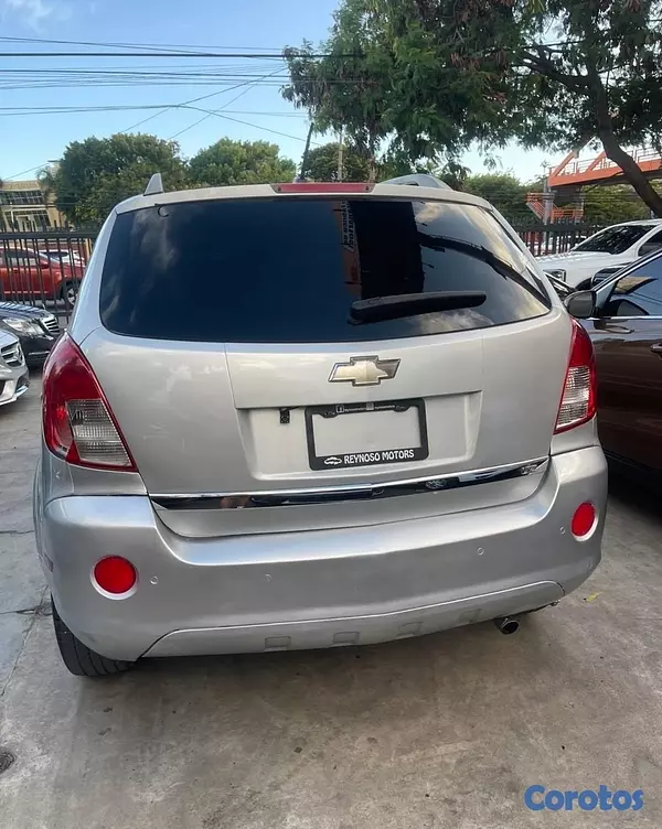 jeepetas y camionetas - CHEVROLET CAPTIVA LTZ 2014 5
