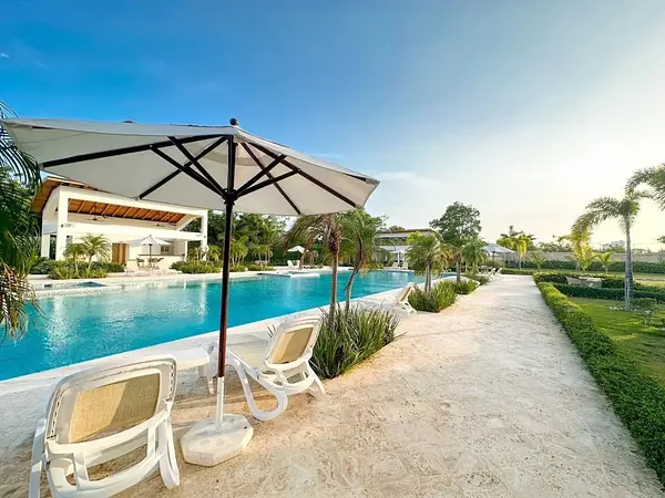 apartamentos - En venta apartamento ubicado en Juan Dolio Coral Cliffs
2 hab
US$190,000 5