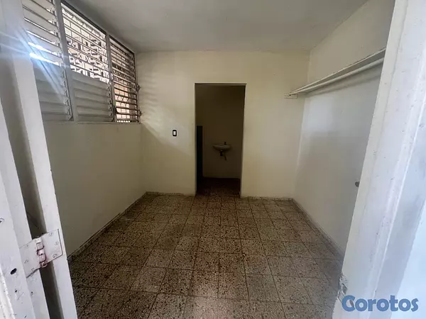 oficinas y locales comerciales - CASA COMERCIAL 4