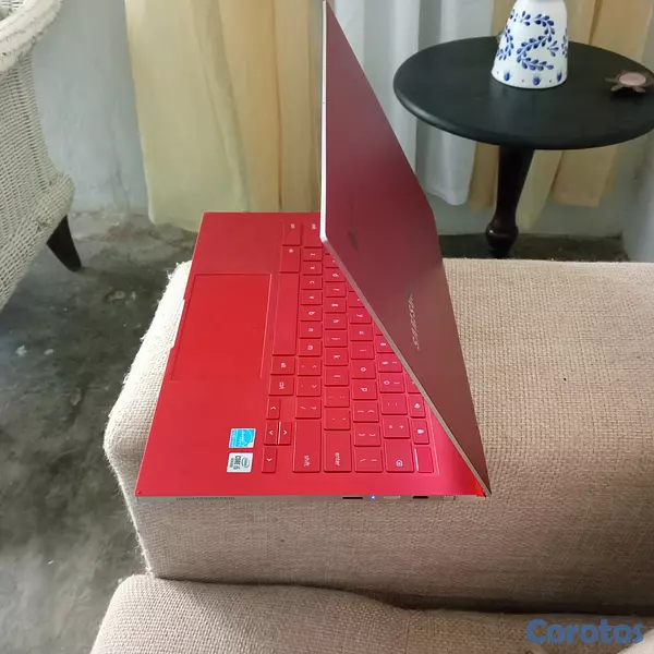 computadoras y laptops - Samsung Galaxy Chromebook 13.3" 4K AMOLED Fiesta R 2