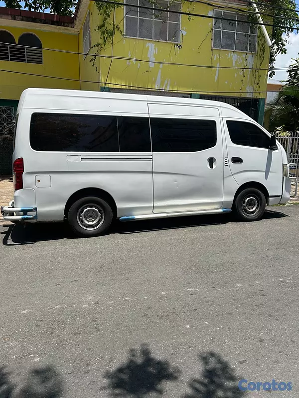 jeepetas y camionetas - solo personas interesadas  4