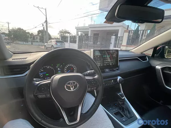 jeepetas y camionetas - Toyota rav4 hybrid 2023 4
