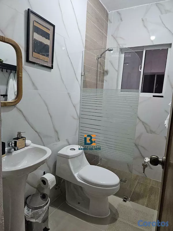 apartamentos - Se vende apartamento con excelente 📍 ubicacion en  8