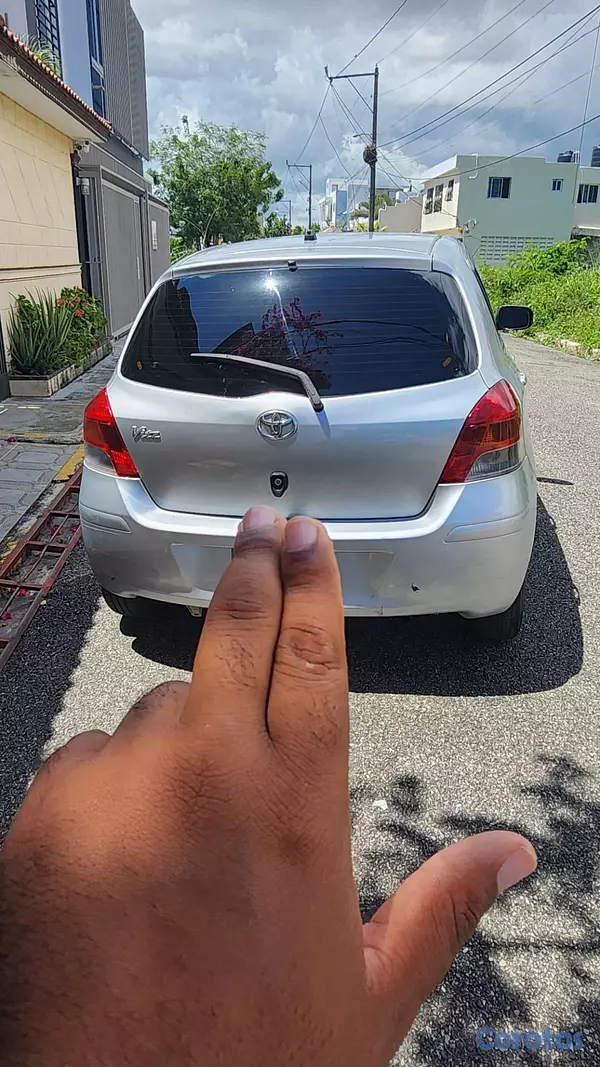 carros - Toyota vizt 2010 4