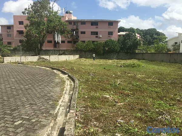 solares y terrenos - Terreno en VENTA en las Praderas de 1.058 m2 .     9
