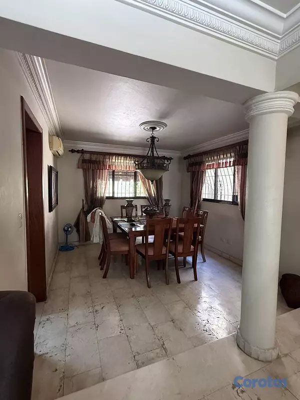 casas - Venta de Casa en Los Cacicazgos de oportunidad  10