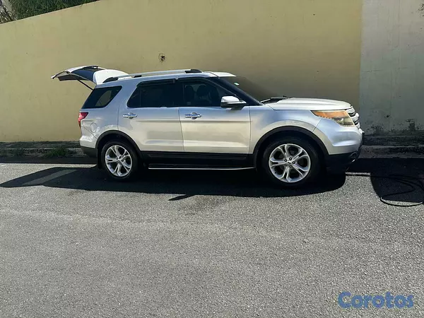 jeepetas y camionetas - Ford explorer XLT 2013  8
