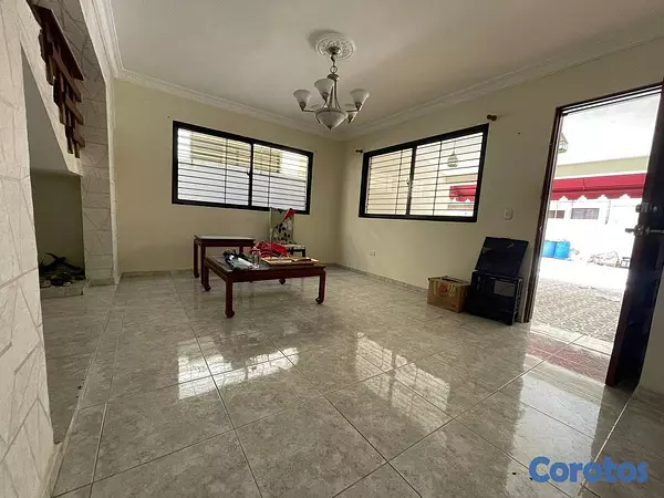 casas - Casa en venta en El Claret Santo Domingo 7