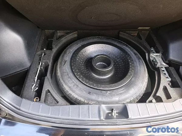 jeepetas y camionetas - Mitsubishi Outlander en muy excelente condiciones 16