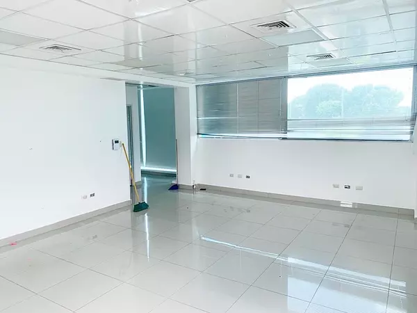oficinas y locales comerciales - Local corporativo prados  5