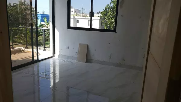 casas - Casa de dos niveles con 4 habitaciones (H.A), B. O 7