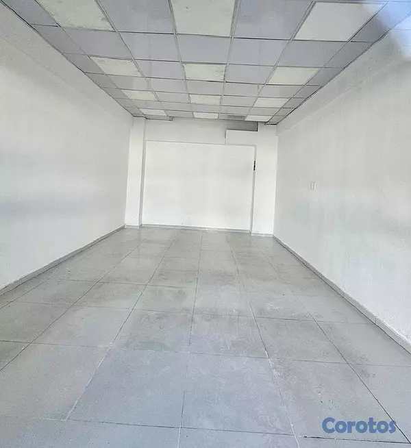oficinas y locales comerciales - se alquila local  3