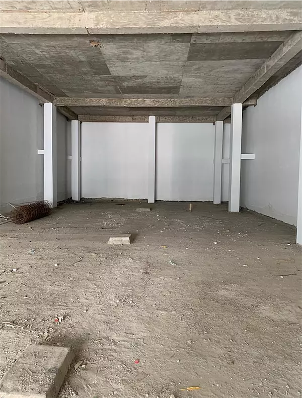 oficinas y locales comerciales - Local Piantini doble altura 2