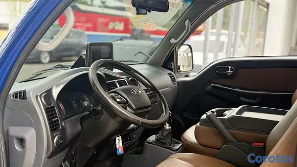 jeepetas y camionetas - 2020 Kia Bongo III 1.2 TON MECANICO  6