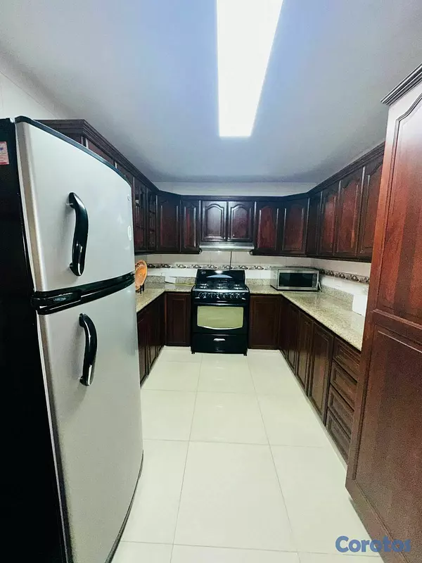 penthouses - se alquila apartamento amueblado de 3 Hab en Serra 5