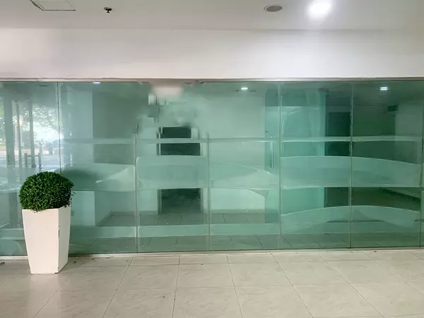 oficinas y locales comerciales - Local venta 72 m+ 30 mezzanine 3