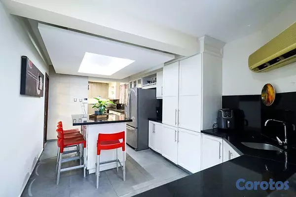 casas - Casa de 4 habitaciones 5 baños en alquiler en Isab 6