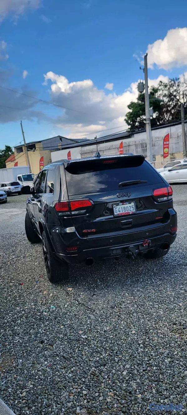 jeepetas y camionetas - JEEP GRAND CHEROKEE 2015 9