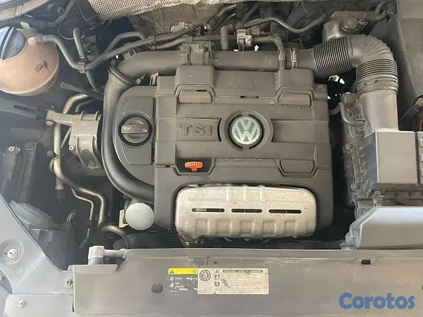 jeepetas y camionetas - Volkswagen Tiguan 2013 • 81,000K km • Excelentes Condiciones  12