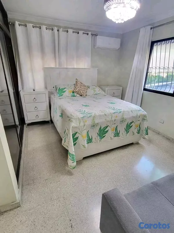 apartamentos - estudio amueblado 5to piso frete a pcmm santiago  2
