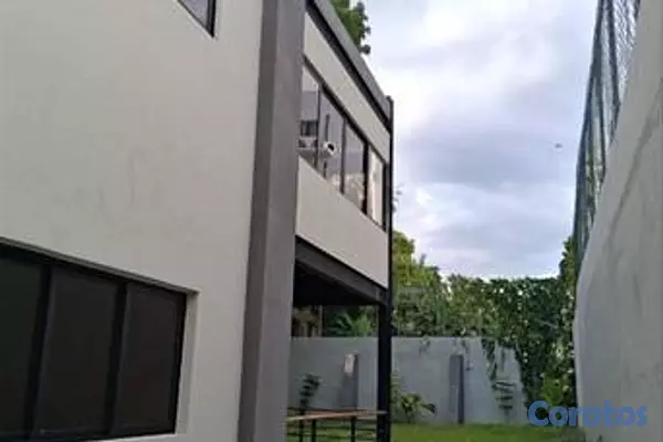 oficinas y locales comerciales - Edificio comercial 780 Mt2 en Gazcue Santo Domingo 4