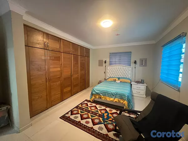 apartamentos - VENDE delicado apartamento, hermoso por dentro y f 4