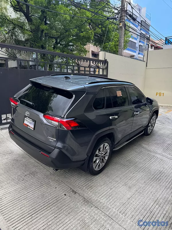 jeepetas y camionetas - Toyota Rav4 Limited 2020 5