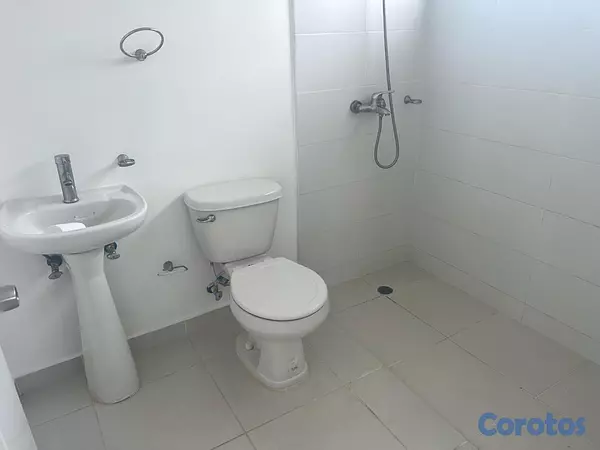 apartamentos - Cuarto piso de tres habitaciones  4