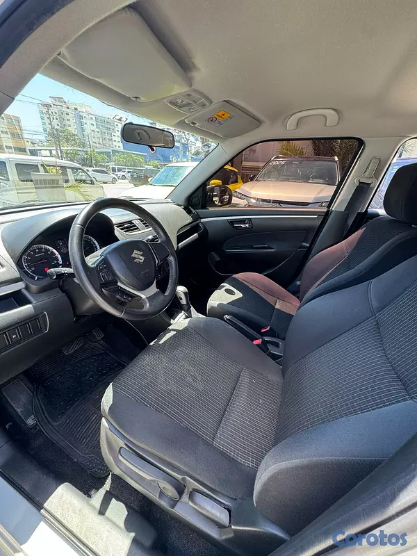 carros - Suzuki Swift 2017 9