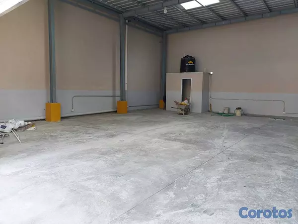 otros inmuebles - Alquiler de Nave en herrera  8