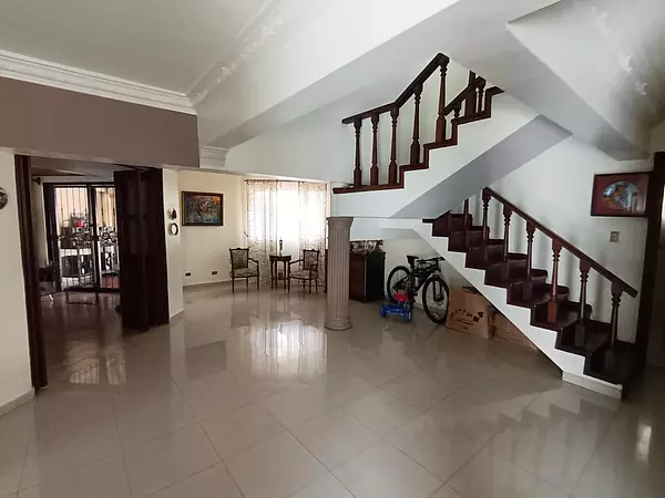 casas - Casa en Venta, Altos De Arroyo Hondo RD$16,000,000 6
