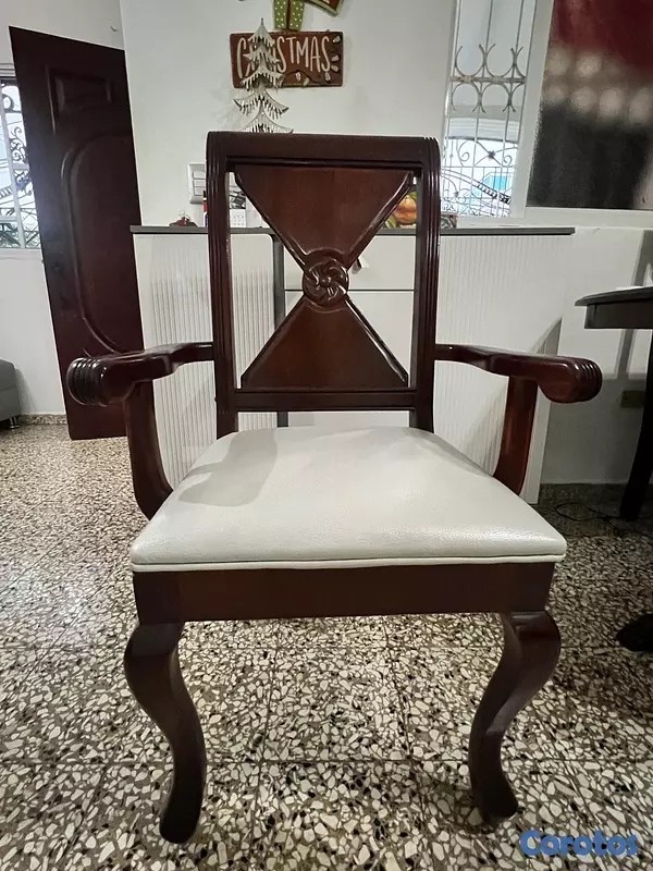 muebles y colchones - Juedo de comedor en caoba 4