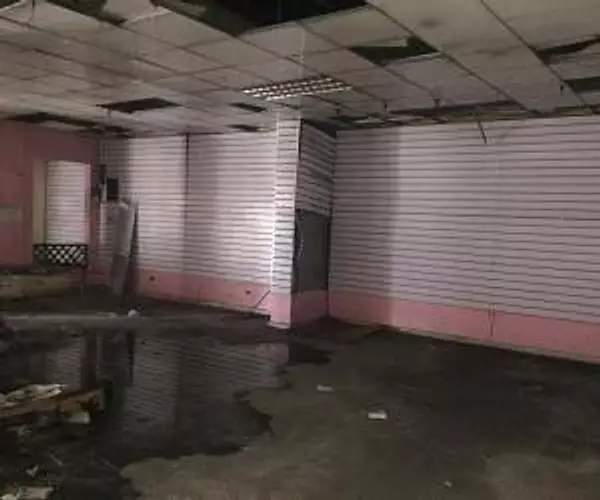 oficinas y locales comerciales - Local Comercial en Venta en ZONA COLONIAL 4