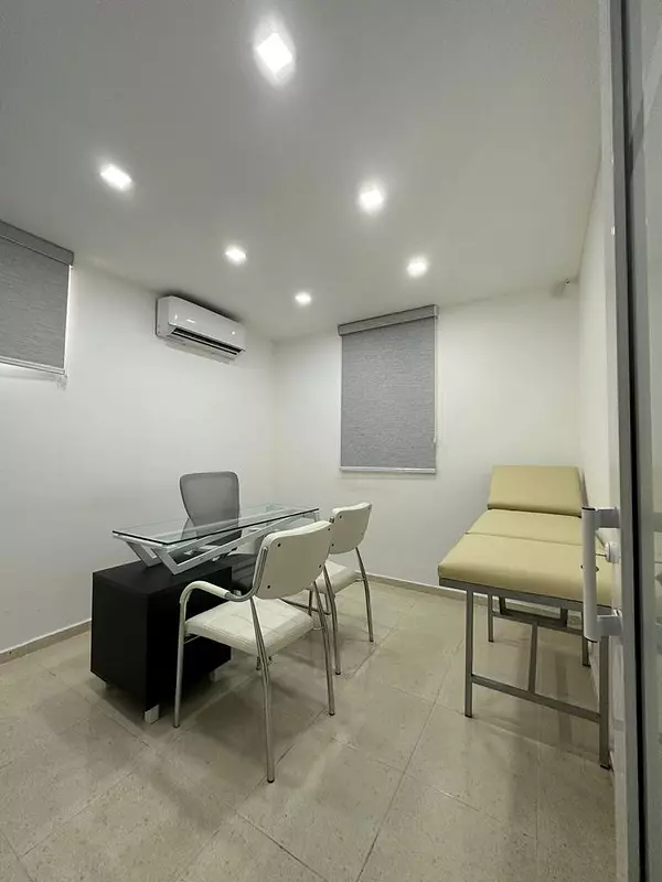 oficinas y locales comerciales - Espacios para Consultorios en Los Jardines Metropolitanos  2