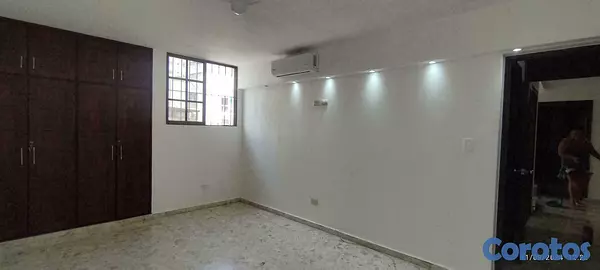 apartamentos - APARTAMENTO 230 MTS EN LA ANACAONA,,,EXCELENTE DISTRIBUCION FAMILIA AMPLIA.. 4