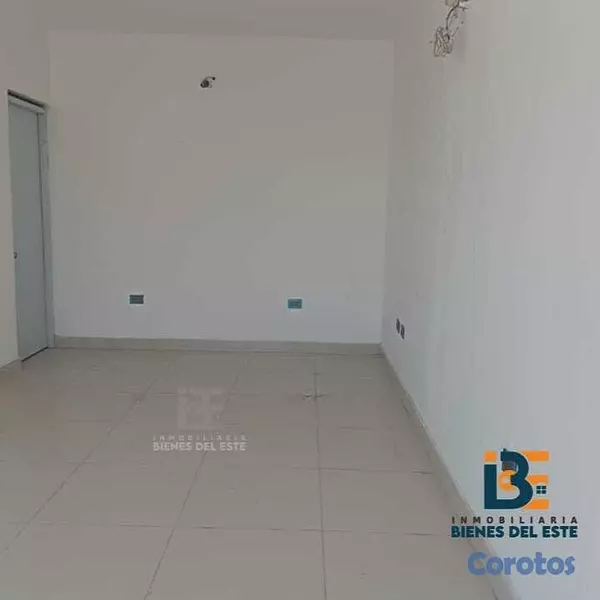 oficinas y locales comerciales - Se Renta Local Comercial en Barrio México, proximo 4