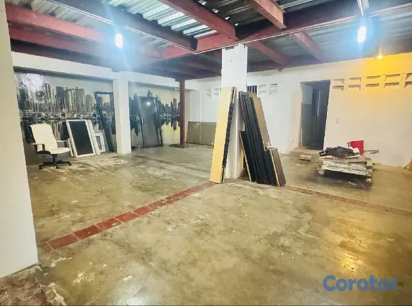 oficinas y locales comerciales - se alquila local  2