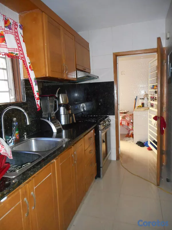 apartamentos - Vendo Apartamento Ensanche Ozama. RD$ 10,500,000  3