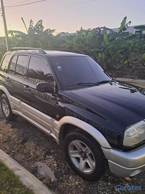 jeepetas y camionetas - Suzuki vitara 4x4 gasolina 2001 3