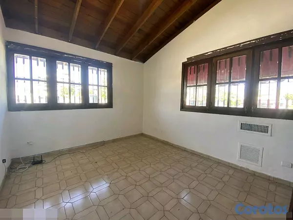 casas - Alquilo Casa amplia en La Castellana  16